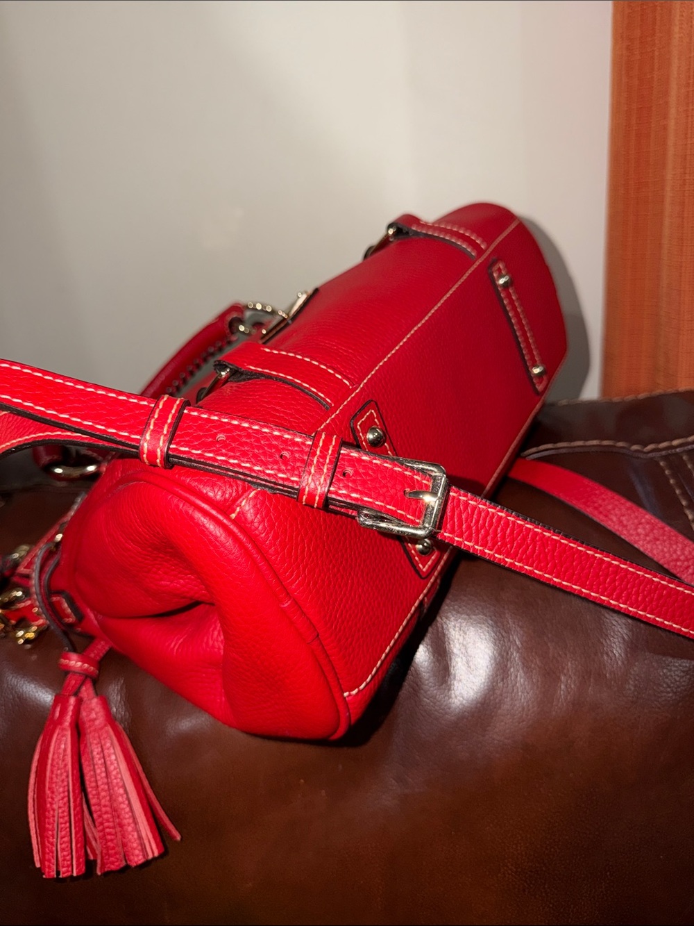 ‼️Dooney & Bourke Red Leather Satchel Crossbody Bag - Picture 11 of 16